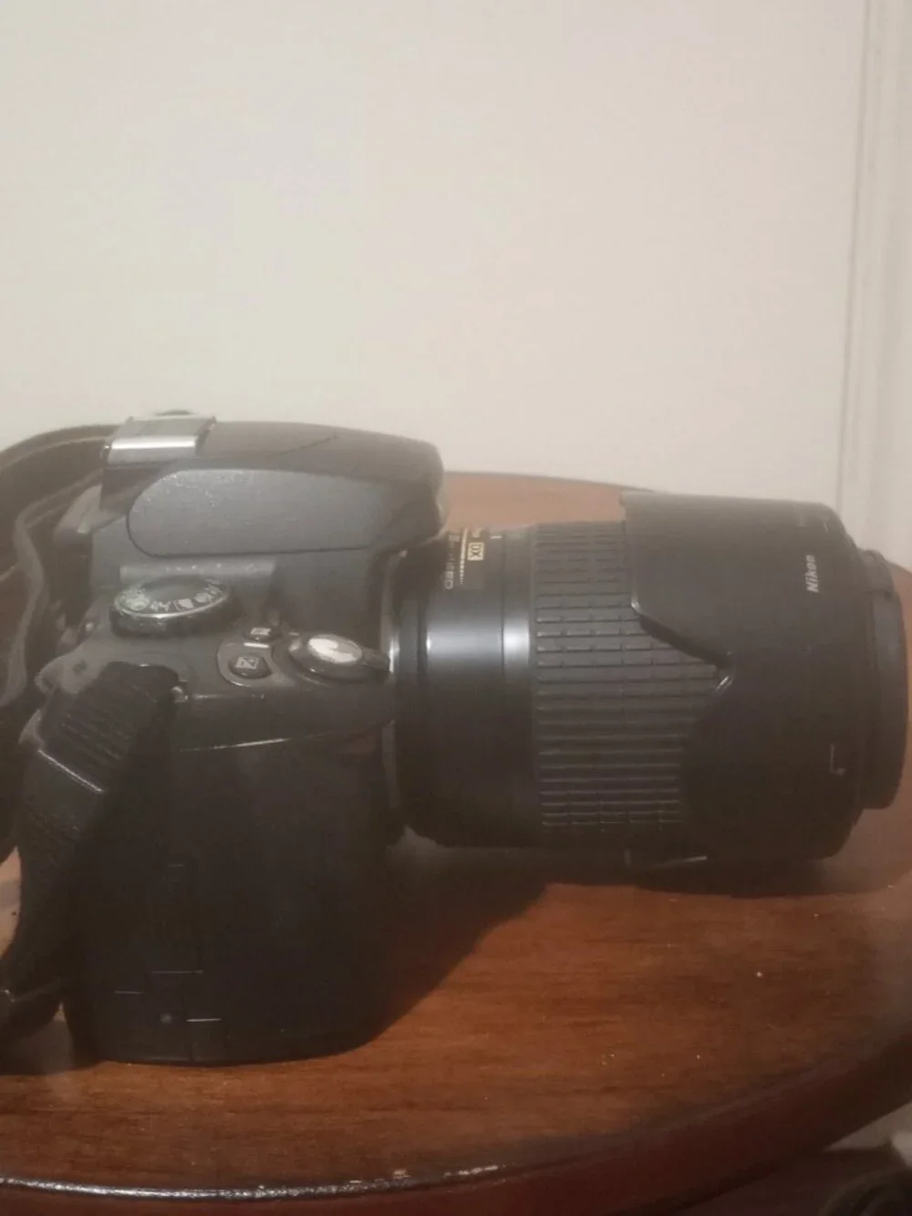 Nikon D40 6.1MP DSLR Camera Kit/AF-S DX 55-200mm Lens For Parts Only